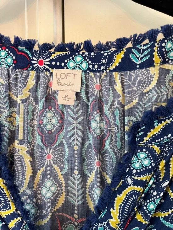 LOFT Beach Bandanna Split Neck Dress size M - Picture 3 of 9